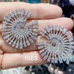 Luxury Jewelry Stud Earrings Cubic Zirconia Half Round Fanshaped Radial Stud Earrings Birthday Gift