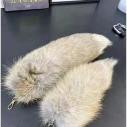 Real Fur Fox Tail Key Chain Cos Props DIY Raw Materials Bjd Tail Show Props Bag Pendant Key Chain High-End Gift