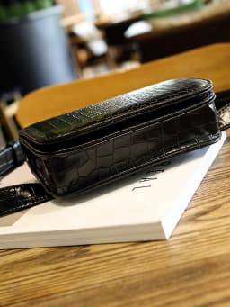 Fashionable women's waist bag, multifunctional crocodile pattern PU leather small bag, casual sports diagonal cross chest bag