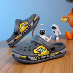 Boys' summer cartoon leisure beach garden cave shoes, comfortable and lightweight, non slip sandals