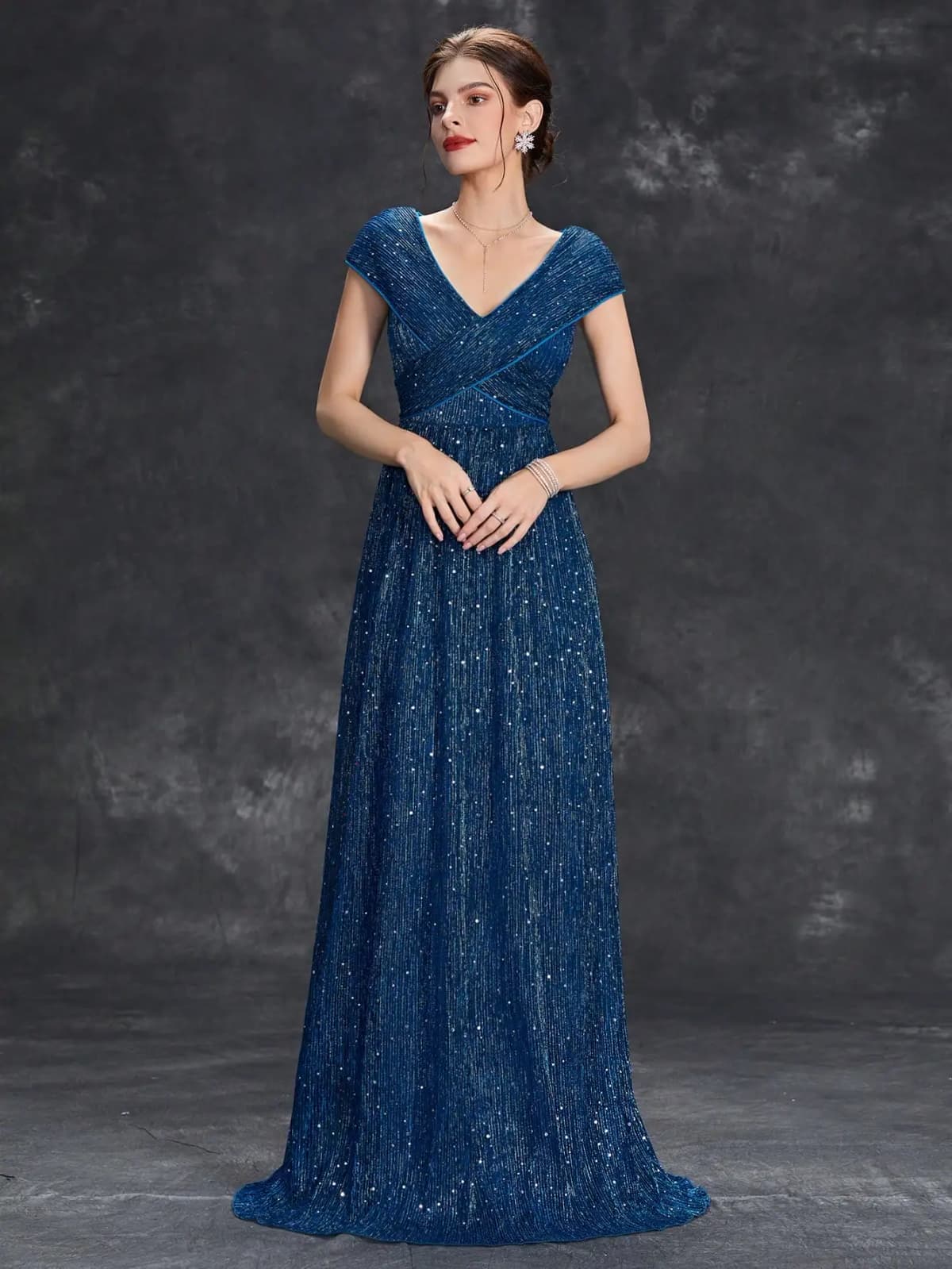 Mgiacy V-neck bag Rotator sleeve punch vertical strip mesh A full skirt Evening gown ball dress Party dress Bridesmaid dress