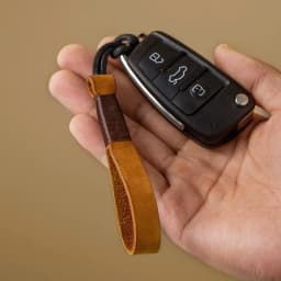 Genuine Cowhide Handmade Hand Woven Lanyard Car Keychain Rope Pendant Creative Personalized Wear-resistant Loop For Men Gift