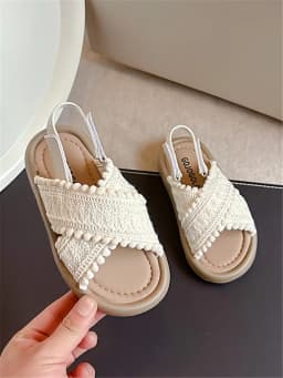 Girls Sandals Summer New Cute National Style Cross Hook & Loop Soft Bottom Princess Fashion Sandals Children Casual Beach Shoes