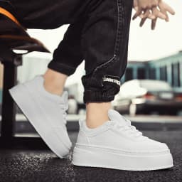 2024 Autumn New Men's Board Shoes Thick Sole Elevated Shoes Trendy Fashion Casual Shoes Student Four Seasons Little White Shoes