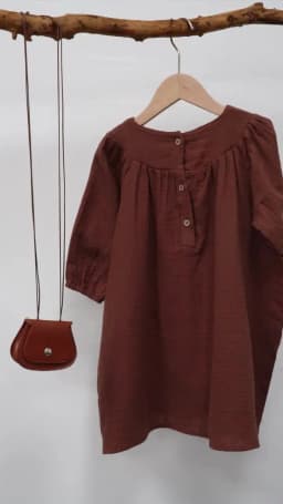 French Round Neck Pleated Cotton Crepe Muslin Dress Girls 2026 Autumn New Casual Loose Retro Brown Children's Dresses