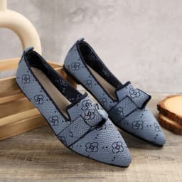 New Women's Knitted Slip on Flats Breathable Comfortable Solid Color Walking Shoes Casual Pointed Toe Walking Sneakers Loafers