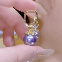 Luxury and elegance, the new 2025 model of delicate and exquisite pearl earphones, stylish and versatile luxury earphones for wo