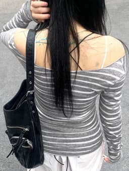 Japanese Basic Slim Long Sleeve Stripe Tee Off Shoulder O Neck Korean Street Style Spring Autumn Y2K Gray T Shirt Women