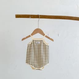 Ins summer baby sling triangle jumpsuit baby small vest sleeveless jumpsuit for toddlers and baby girls summer outdoor wear as a