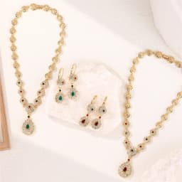 A Necklace Earrings Set with Colorful Rhinestone Court Retro Moroccan Fashion Necklace