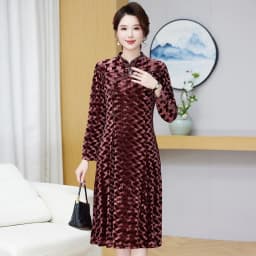 Gold Velvet Autumn Dress Long Sleeved Women's Clothing Soft Fabric 2024 New Fashion Plus Size Dress Outdoor Comfort