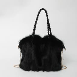 Women's Fashionable Plush Large Capacity Tote Bag High-end Pleated Fox Fur Shoulder Crossbody Bag Commuter Bag with Metal Chain