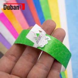 500-piece set of disposable solid-color wristbands, made of Tyvek waterproof paper, with options for coded and non-coded styles