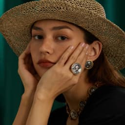 Romantic French Relief Antique Cameo Head Vintage Round Rings Retro Character Carving Woman Accessories Jewelry Wedding Gift