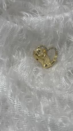 Fashion Crystal  Baby Hand Heart Badges for Women Mothers Pins Gift