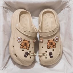 Summer Cartoon EVA Clogs for Women Thick Sole Non Slip Garden Beach Sandals Woman Fashion DIY Chunky Platform Sandalias De Mujer