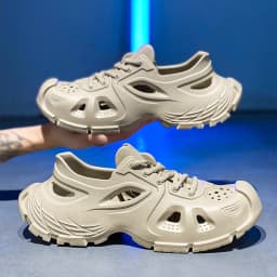 2025 New Trendy Men's Sandals Outdoor Wear Thickened Anti-slip Wear-resistant Fashion EVA Moulded Couples Clog Shoes Wholesale
