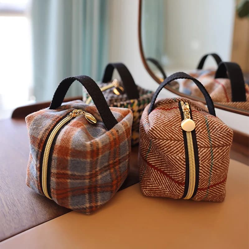 Geometric Cube Bag Metal Zipper Handle Fabric Brushed Creative Twill Square Wave Pattern Storage Bag Small Cosmetic Bag