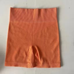 Women's Ribbed Knited Shorts Seamless Yoga Shorts Stretchy High Waist Shorts Sexy Hip Liftting Cycling Running Three Point Pants