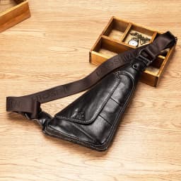 Head Layer Cowhide Chest Bag, Genuine Leather Men's Triangle Bag, Fashionable Retro Mini Bag, Single Shoulder Crossbody Bag