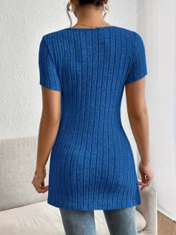 Versatile & Chic V-Neck Women's Top- Stretchy,Easy-Care Casual Wear