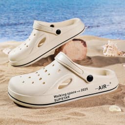 Classic Hole Shoes for Men Outdoor Beach Sandals Non slip Home Garden Shoes Baotou Fashion Casual Slippers Lightweight Mules