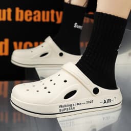 Classic Hole Shoes for Men Outdoor Beach Sandals Non slip Home Garden Shoes Baotou Fashion Casual Slippers Lightweight Mules