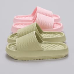 Thick Bottom Cloud Slippers Women Summer 2026 Lightweight Soft Sole Platform Sandals Woman Casual Non-slip Beach Shoes Slides
