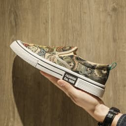 Bear Pattern Lazy Men's Shoes Slip-on Breathable Cloth Shoes Flat Bottom Comfortable Casual Canvas Shoes 