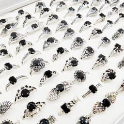 20pc/Lot Wholesale New Black Acrylic Joint Rings For Women Fashion Girl Mix Style Size Vintage Silver Plate Finger Jewelry Party
