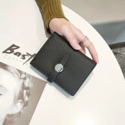 100% Cow Genuine Leather Women's Wallets and Fashion Small Money Bag Luxury Wallet Design Coin Purses Simple Wallet Card Holder