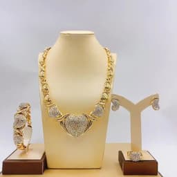 Woman Jewelry Sets Woman Heart Necklaces Earrings Accessories XOXO Gilding Jewelry Sets Wedding Jewelry Gifts Love Necklaces