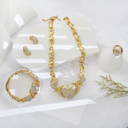 Woman Jewelry Sets Woman Heart Necklaces Earrings Accessories XOXO Gilding Jewelry Sets Wedding Jewelry Gifts Love Necklaces