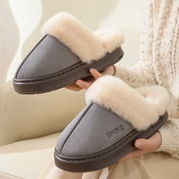 Casual Fluffy Slippers Women House Winter Plush Designer Shoes Ladies Flats Home Warm Fashion Elegant Solid Platform Footwear
