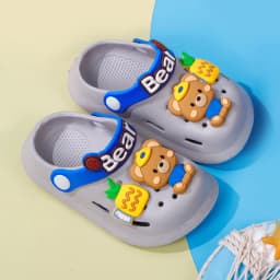 Children’s Garden Shoes Sandals Lightweight Anti-slip Hollow For Girls & Boys Cartoon Slip On Closed Toe Clogs Kids‘ Slippers