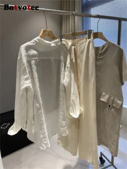Botvotee Women's White Linen Shirt Lightweight Long Sleeve Elegant Oversize Blouse Vintage Spring Summer Tops Cotton Linen Shirt