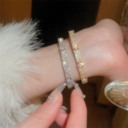 Delicate Four Leaf Flower Inlaid Zircon Bracelet for Women Elegant Fashion Wedding  Jewelry  Gifts