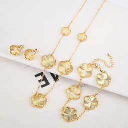 2025 Luxury Hot Selling Shiny Metal New Design Plant Five Leaf Flower Set 15mm Double Sided Women's Gilded Gift Clover