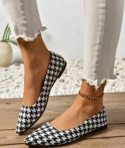 Women's Canvas Ballet Shoes Flat Breathable Colorblock Plaid Slip-on Loafers for 2024 Fashionable and Comfortable Footwear