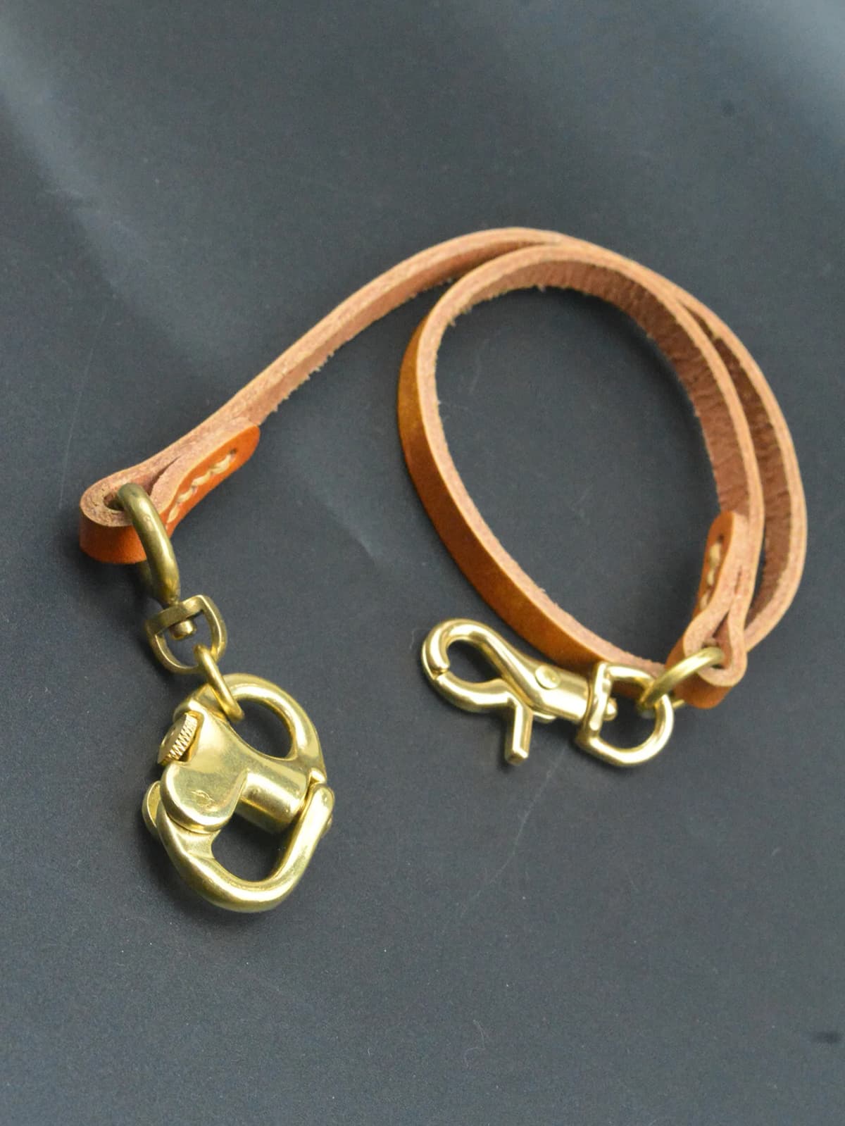 25 Inches Long Punk Tan 8mm Leather Strap Wallet Trousers Biker Swivel Crab Clasp Oval Sweden Nautical Carabiner Keychains