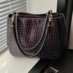 Classic Stone Texture Top-Handle Bag with Crocodile Print Elegant Shoulder Bag for Sophisticated Women in Europe and America