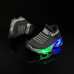 Boys and girls' flying woven sports socks and shoes with LED lights, summer new breathable and elastic children's shoes