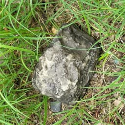 New Creative Simulation Hide Keys In Stone Safety Storage Box Outdoor Garden Hidden Fake Rock Shape For Home RV Spare Key Safe