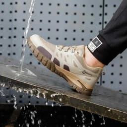 Lightweight plastic steel toe work shoes breathable work shoes women'ssafety shoes weight weight puncture resistant safetyshoes