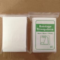 Outdoor Emergency Self-rescue Survival Triangular Bandage Bandaging Bandage Hemostatic Non-woven Fabric 96x96x136cm