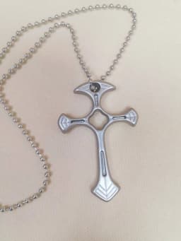 Self Defense Necklace Gadget Personal Security Protection Supplier Emergency EDC Tool