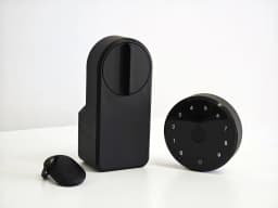 Tuya Smart Door Lock: Touchscreen Keypad, Fingerprint ID & Temporary Access Codes for Enhanced Safety, for Hotels and Apartments