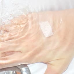 50/120Pcs Transparent Invisible Adhesive Wound Plaster Waterproof Medical Anti-Bacteria Band Aid Bandages Home Travel First Kit