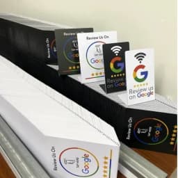 Hilo 13.56Mhz programmable Google Review Card NFC station table NFC Google Reviews display bending card standing brand bracket
