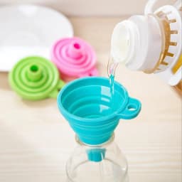 Car Engine Funnel Silicone Liquid Funnel Washer Fluid Change Foldable Portable Auto Engine Oil Petrol Change Funnel Accesorios